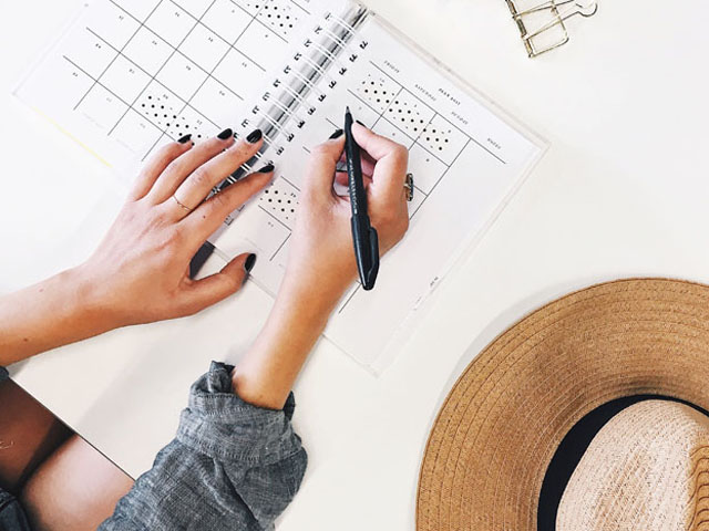 100 rupee power about us